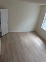 2742 Kensington Ave, Unit 7 in Philadelphia, PA - Building Photo