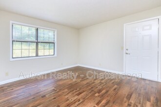 108 S Ridge Dr in Woodbury, TN - Building Photo - Building Photo