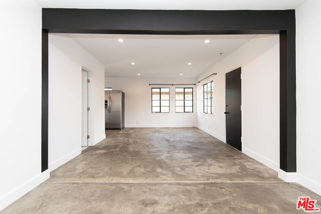 822 N Detroit St in Los Angeles, CA - Building Photo
