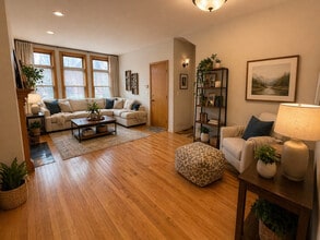 1463 N Leavitt St in Chicago, IL - Building Photo - Building Photo