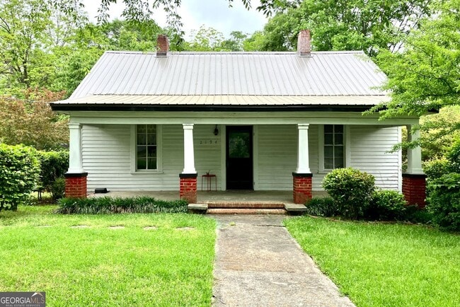 property at 2194 Brown St SW