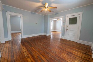 300 Spencer St NE in Grand Rapids, MI - Building Photo