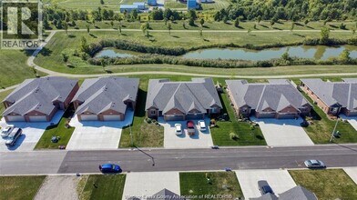 66 York Blvd in Kingsville, ON - Building Photo - Building Photo