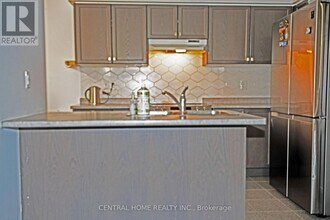 25 Camilleri Rd in Ajax, ON - Building Photo - Building Photo