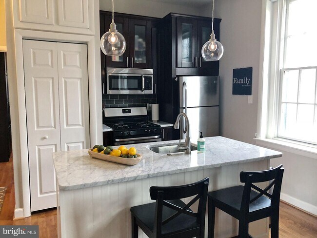 333 2nd St NE in Washington, DC - Building Photo - Building Photo
