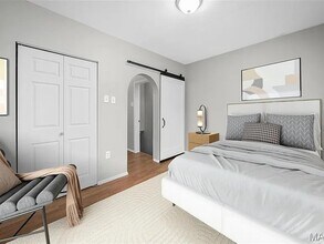 709 Dammert Ave in St. Louis, MO - Foto de edificio - Building Photo