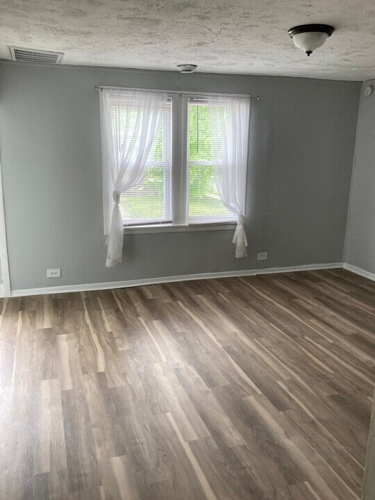 117 N 60th St-Unit -3 in Milwaukee, WI - Building Photo