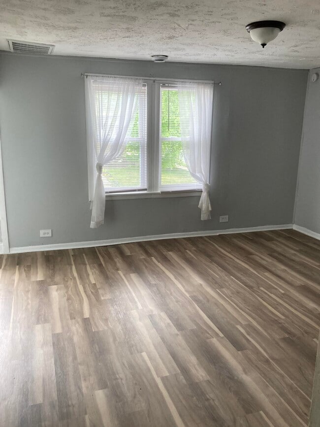 property at 117 N 60th St