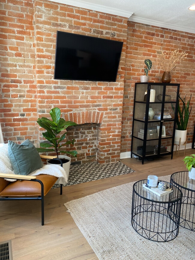 property at 3009 California St