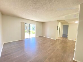 134 Springwood Cir in Longwood, FL - Foto de edificio - Building Photo