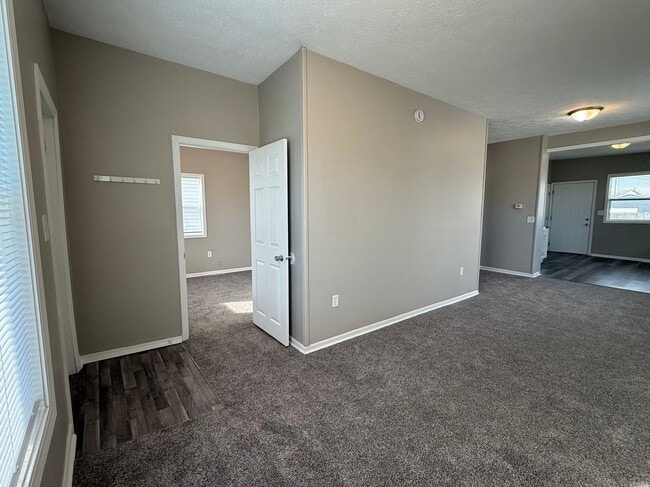 1724 Ave A in Council Bluffs, IA - Building Photo - Building Photo