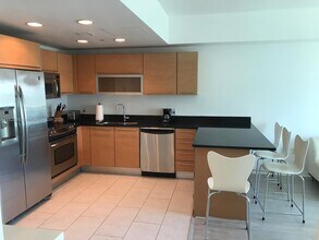 951 Brickell Ave, Unit 3509 in Miami, FL - Building Photo - Building Photo
