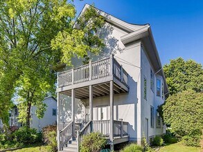 815 N Logan Ave in Minneapolis, MN - Building Photo - Building Photo