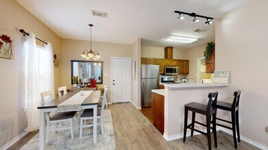 602 Townplace Dr in College Station, TX - Building Photo - Building Photo