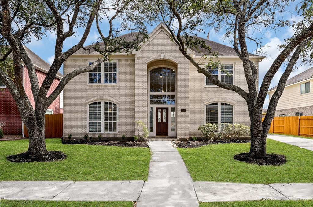 2119 Hill Canyon Ct in Sugar Land, TX - Building Photo