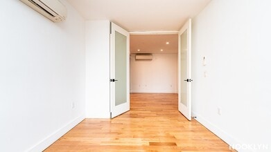19 E 31st St, Unit 4b in Brooklyn, NY - Building Photo - Building Photo