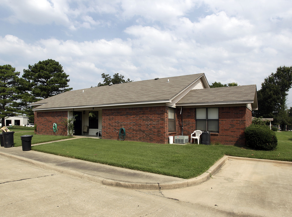 Pickwick Place Apartments in Beebe, AR - Foto de edificio