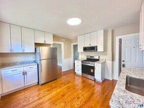 38 Spring St in Wallingford, CT - Building Photo - Building Photo