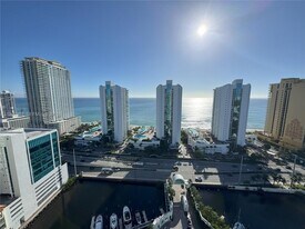 16400 Collins Ave in Sunny Isles Beach, FL - Building Photo