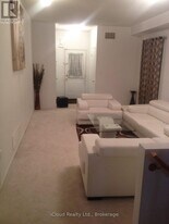 42 Flurry Cir in Brampton, ON - Building Photo