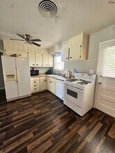 4800 Earl St in Wichita Falls, TX - Building Photo - Building Photo