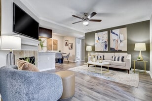 The Abbey At Willowbrook in Houston, TX - Building Photo