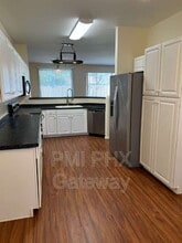 2560 E Toledo Ct in Gilbert, AZ - Building Photo - Building Photo