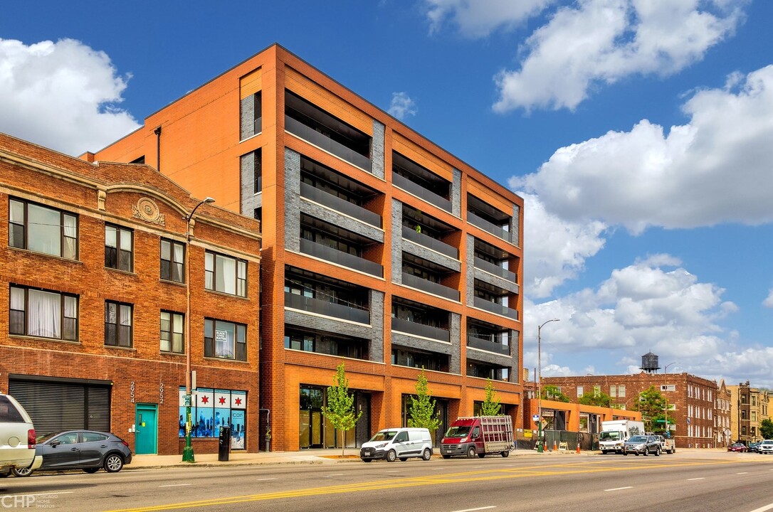 1604 N Richmond in Chicago, IL - Foto de edificio