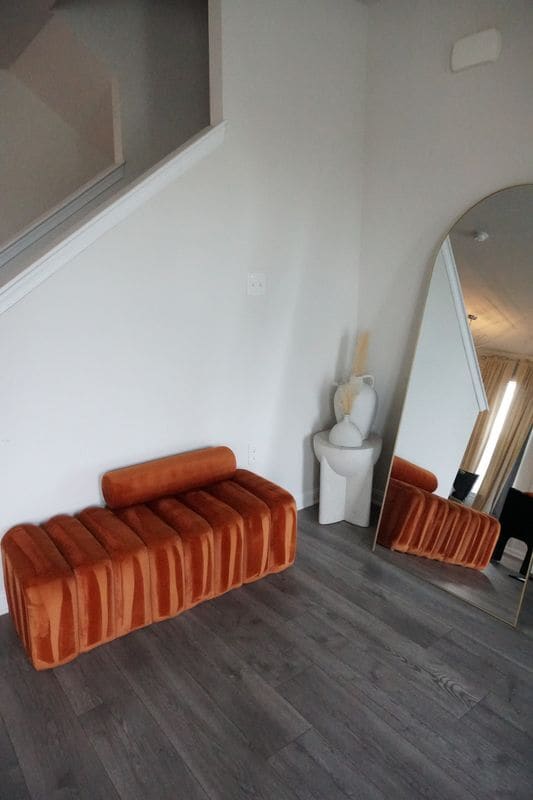 9715 Summerton Dr in Bowie, MD - Foto de edificio - Building Photo