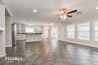 458 Rona Ln in Davenport, FL - Building Photo - Building Photo