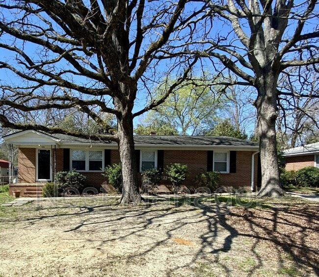 property at 3808 Hartwell Rd