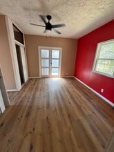 807 N Logan St in Marion, IL - Building Photo - Building Photo