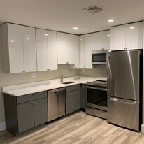 26 Pembroke St, Unit 1 in Chelsea, MA - Building Photo