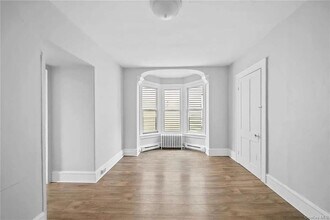 30 Conklin St, Unit 2 in Poughkeepsie, NY - Building Photo - Building Photo
