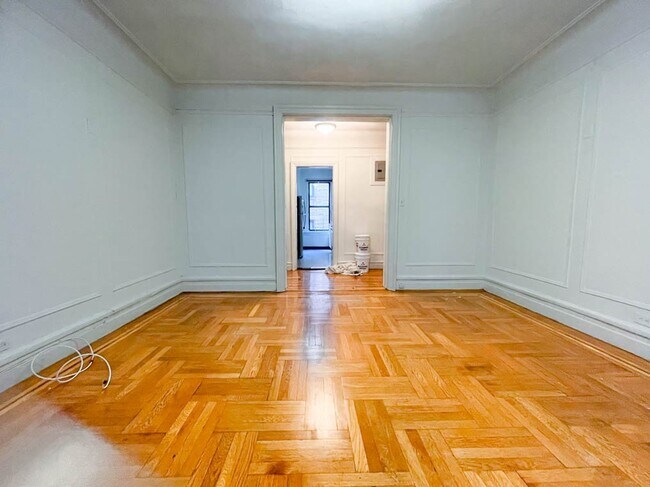 664 W 163rd St in New York, NY - Building Photo - Building Photo