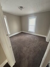 616 Portland Ave, Unit #2 in Beloit, WI - Foto de edificio - Building Photo