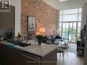 88 Colgate Ave in Toronto, ON - Building Photo - Building Photo