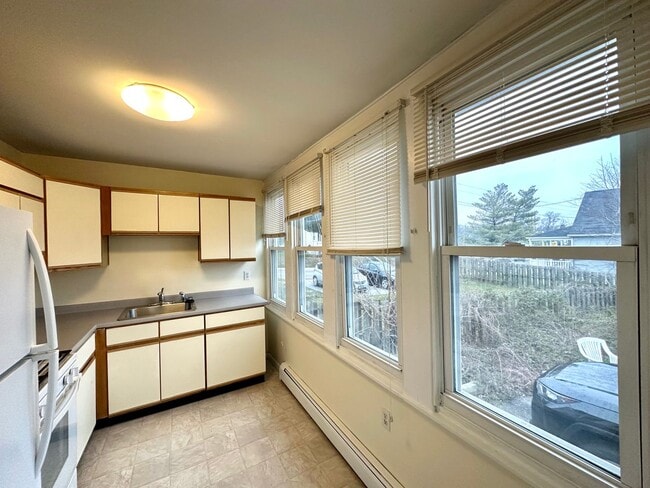 5203 Leeds Ave in Arbutus, MD - Building Photo - Building Photo