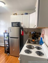 38 Garden St, Unit 4 in Boston, MA - Building Photo