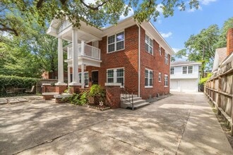 4305 Polk St in Houston, TX - Foto de edificio - Building Photo