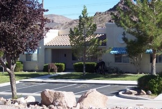 Heritage Park Apartments in Beatty, NV - Foto de edificio - Building Photo