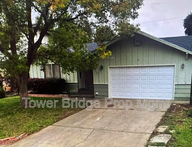 property at 2525 Knightwood Way