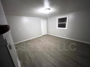 236 S Mary Ellen St in South Lebanon, OH - Building Photo - Building Photo