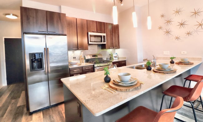 510 W Huron St in Chicago, IL - Building Photo - Building Photo