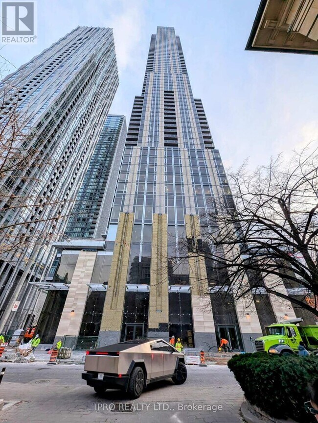 property at 11-1711 Yorkville Ave