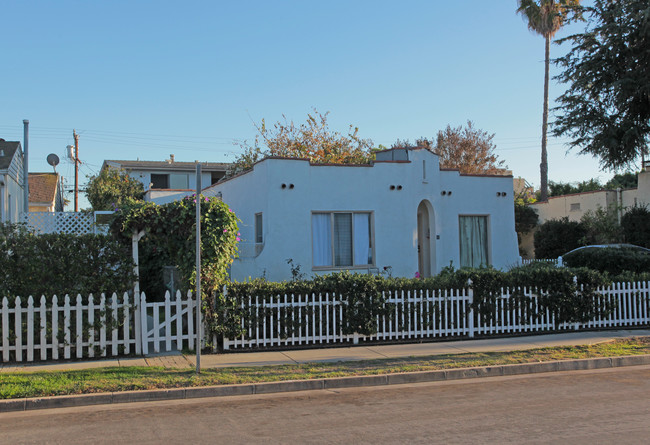 852 Bay St in Santa Monica, CA - Building Photo - Building Photo