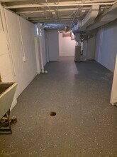 4813 Greenlawn Dr in Flint, MI - Building Photo - Building Photo