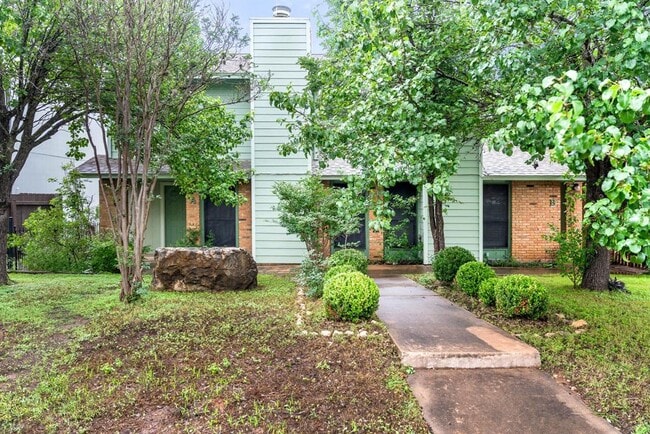 property at 3222 Tamarron Blvd