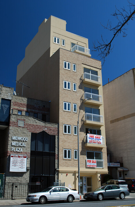 1921 Ocean Ave in Brooklyn, NY - Building Photo