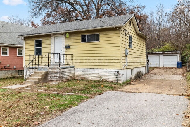 property at 8235 Albin Ave